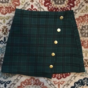 Green plaid mini skirt